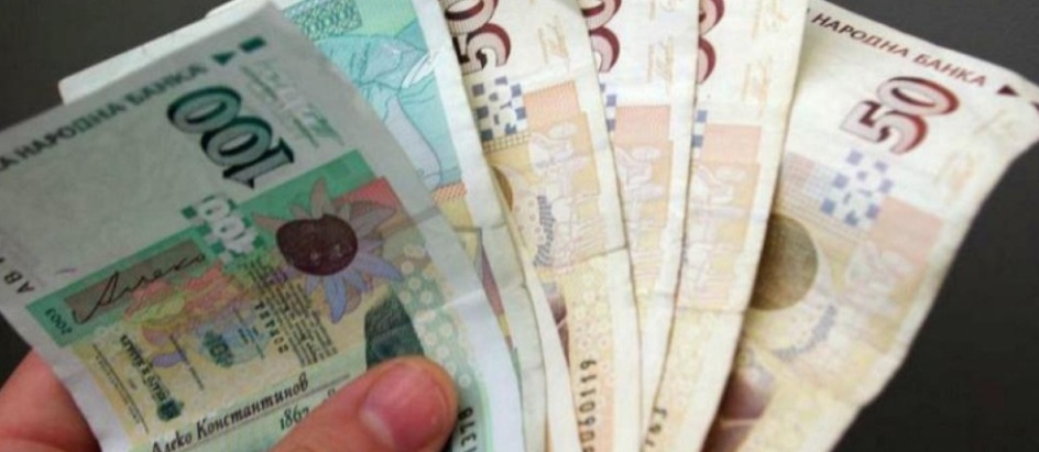 Към 1 юли 2022 г нивата на минимално заплащане варират