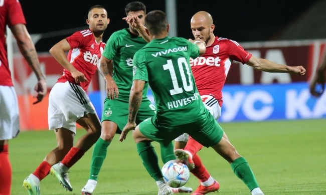 Отборите на ЦСКА 1948 и Лудогорец завъртяха зрелищно равенство