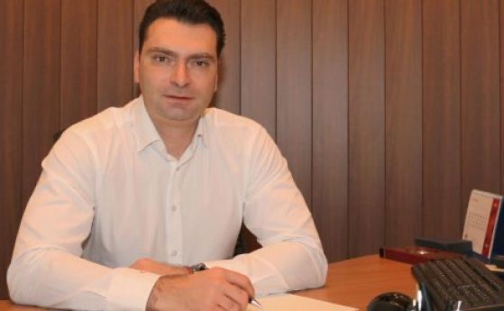 Калоян Паргов нокаутира Нинова Най висшата съдебна инстанция реабилитира в БСП
