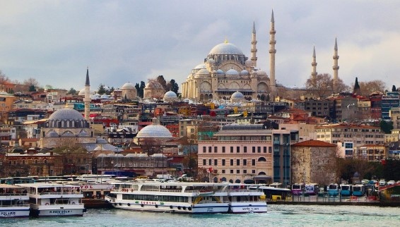 Централната банка на Турция прогнозира в четвъртък спад на инфлацията