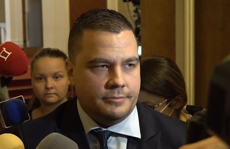 Демократи и комунисти обединени за власт е оксиморон каза Станислав