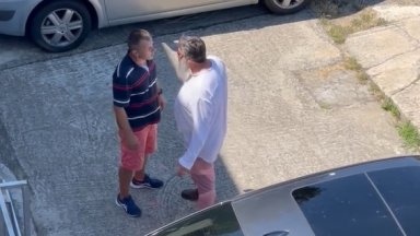 Скандален клип с агресия на български свещеник към руски гражданин