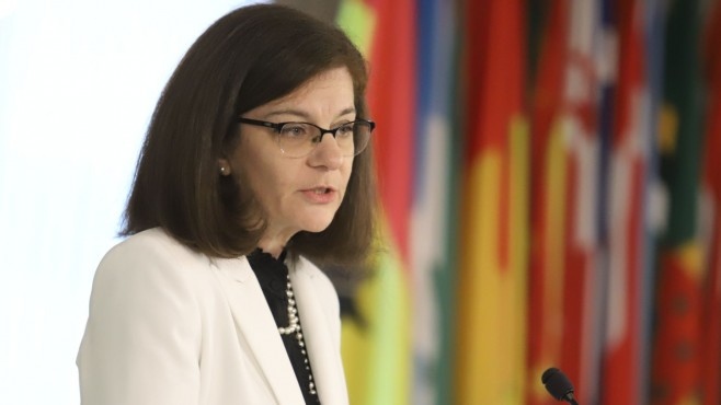 Външният министър в кабинета Петков Теодора Генчовска става част от