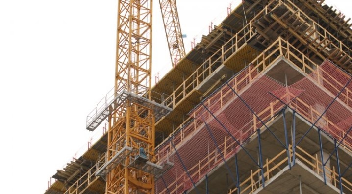 Разрешителните за строеж на жилищни сгради са нараснали през второто