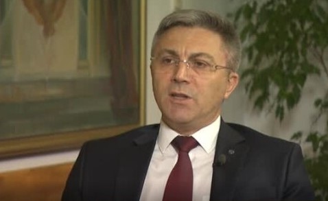 За модел на управление ГЕРБ ДПС не знам С ГЕРБ не