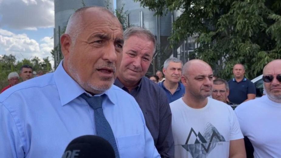 Лидерът на ГЕРБ Бойко Борисов обяви че в момента контрабандата