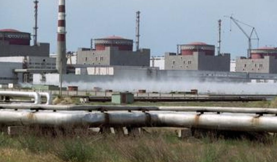 Украинският президент Володимир Зеленски обвини Русия че използва атомната електроцентрала