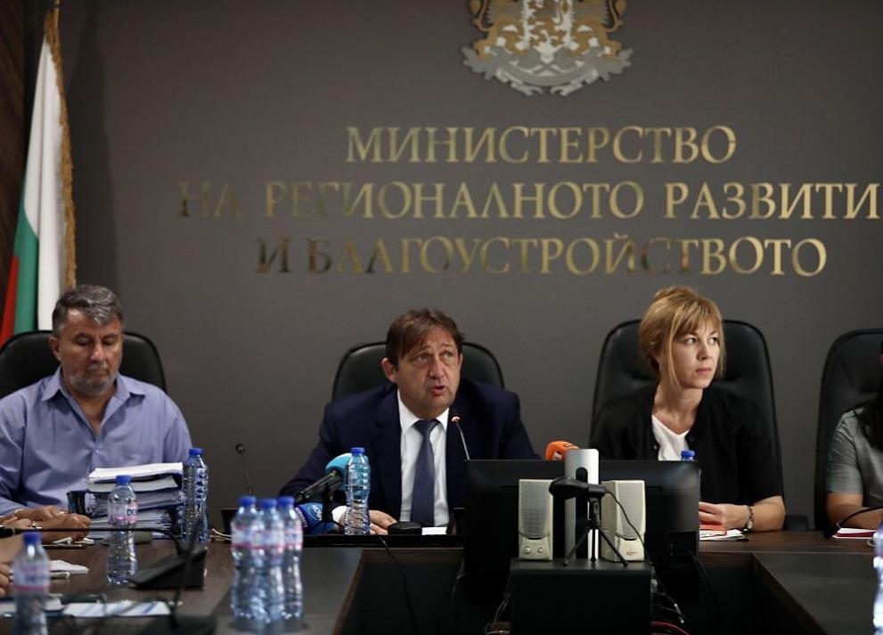 Мога да кажа съвсем ясно че този строител в момента