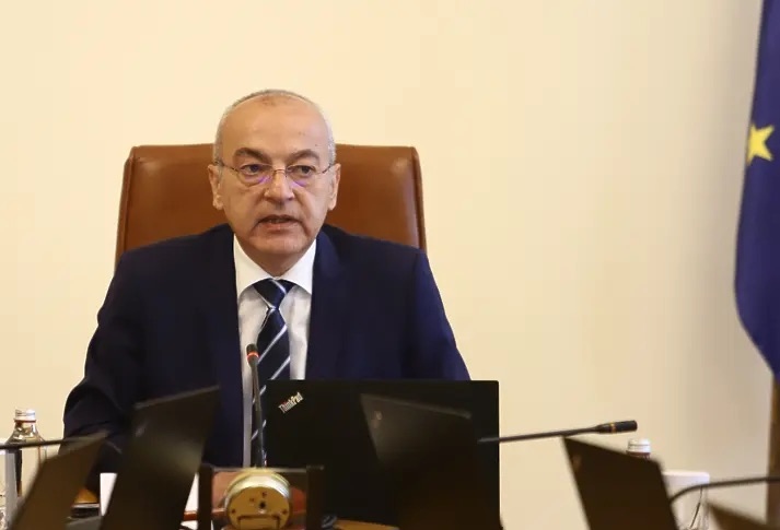 Предстои да се вземе решение за заем от 800 млн