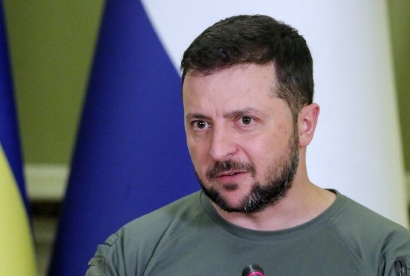 Украинският президент Володимир Зеленски предупреди международната общност за опасността от