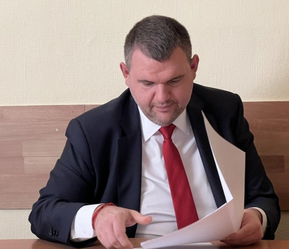 Депутатът от ДПС Делян Пеевски заведе съдебен иск пред американски