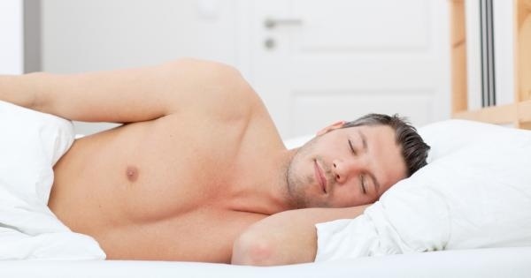 Защо не трябва да спим голи?