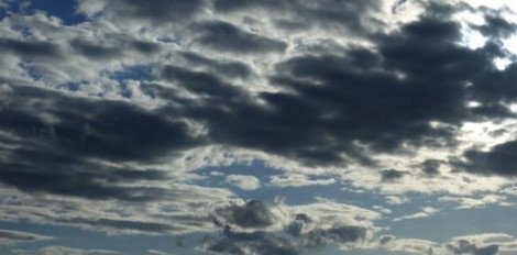 Днес преди обяд над по голямата част от страната облачността временно