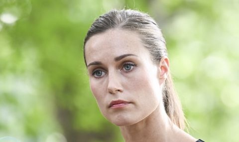 Просълзена премиерът на Финландия Сана Марин направи емоционално обръщение към