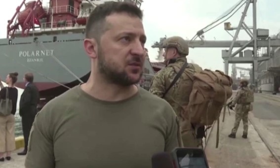 Украинският президент Володимир Зеленски обеща страната му да си върне