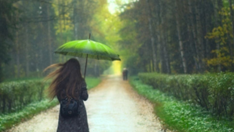 Предупреждение за проливни валежи и гръмотевици е обявено за днес