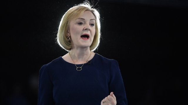 Британският външен министър Лиз Тръс бе избрана за лидер на Консервативната