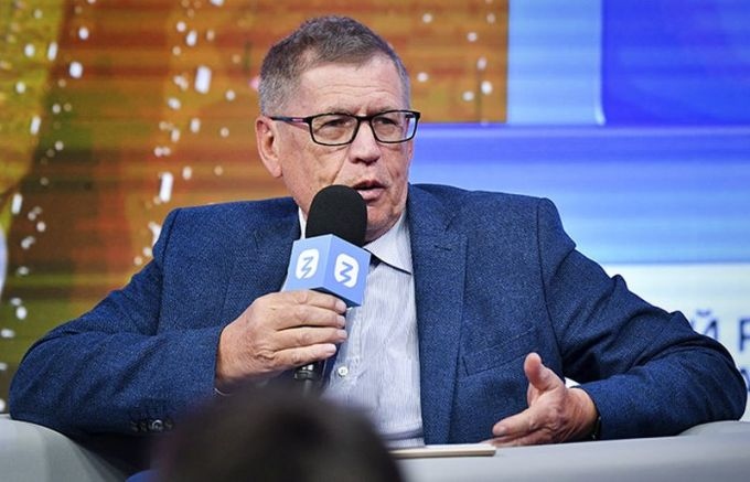 Почина Владимир Сунгоркин главен редактор на Комсомолская правда Той е