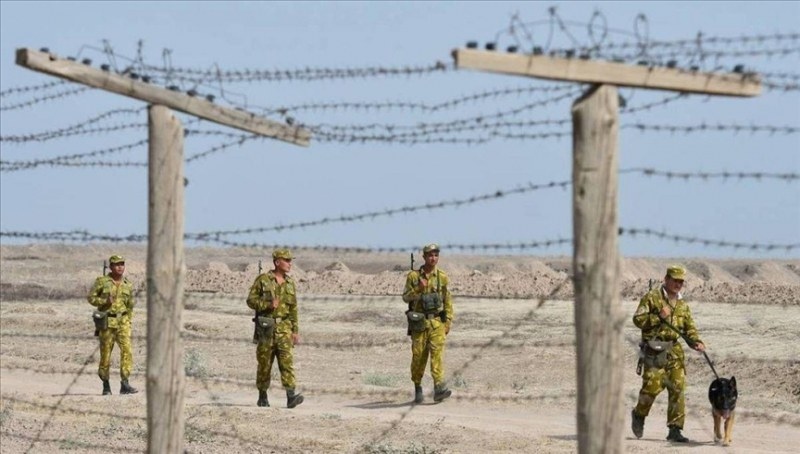 Най малко двама киргизстански граничари бяха ранени при сблъсъци на границата