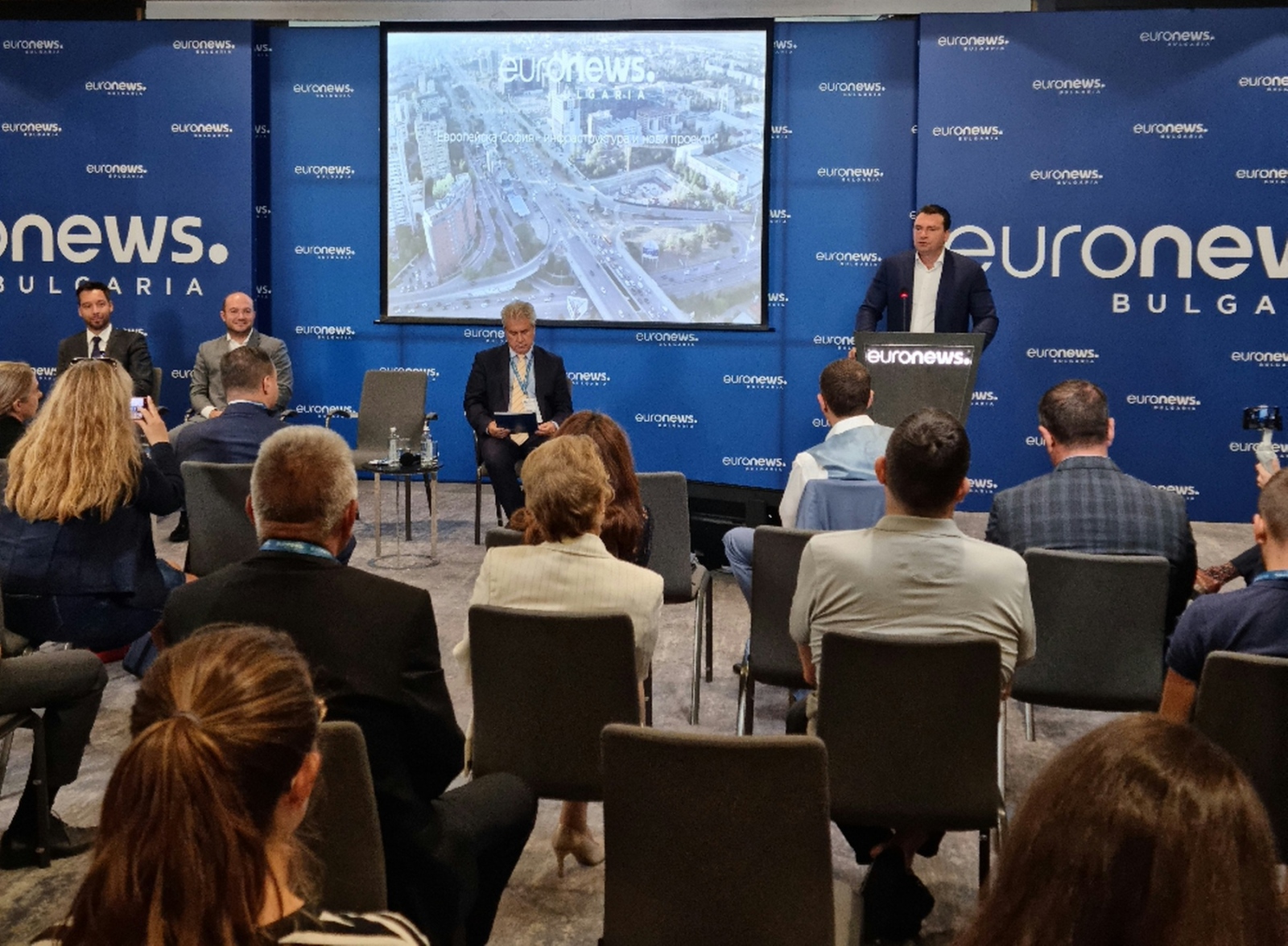 Необходимо е да се търсят нови финансови инструменти с които