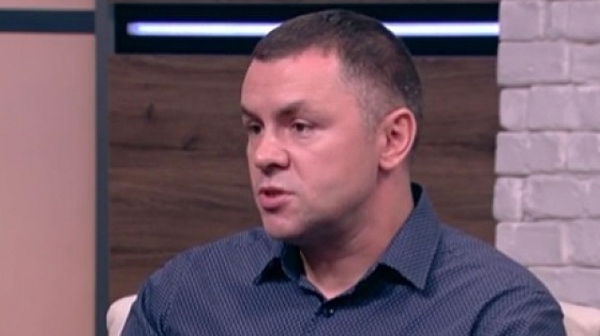 Плиткоумните не смятат за себе си че са такива каза