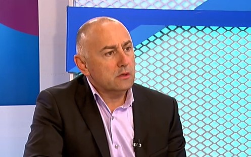 Първото нещо което трябва да бъде направено час по скоро е