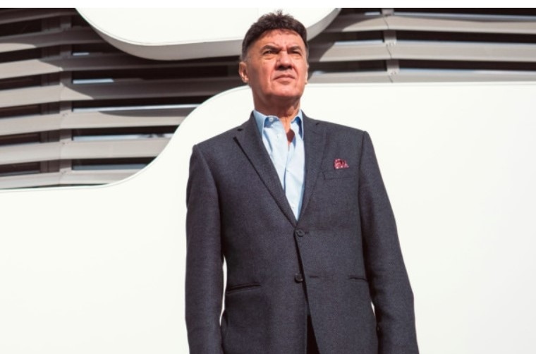 Президентът на БФС Борислав Михайлов откри нов футболен терен в Елин