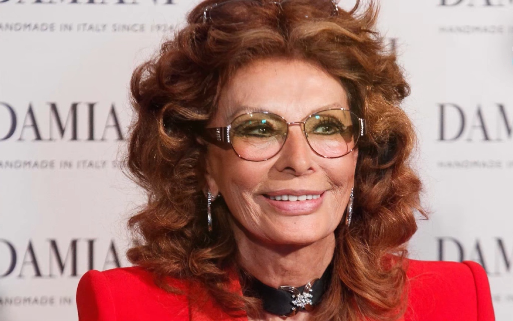 Прекрасна усмихната с живот като в роман на 20 септември