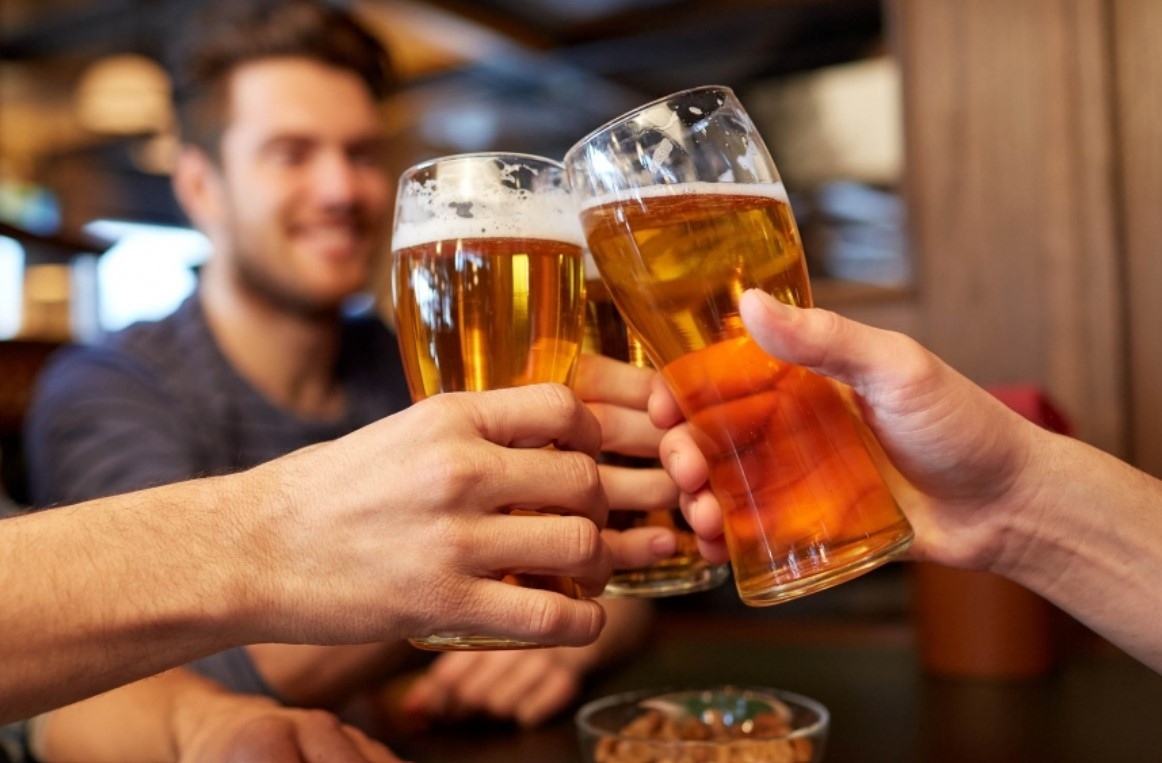 Англичанин счупи световния рекорд на Гинес за най много посетени питейни