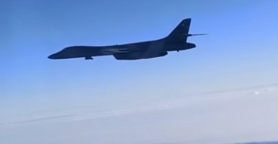 Руски самолети са доближили въздушното пространство на България на два