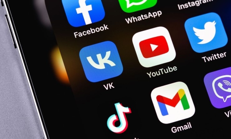 Apple потвърди че е премахнала приложения от руската социална мрежа