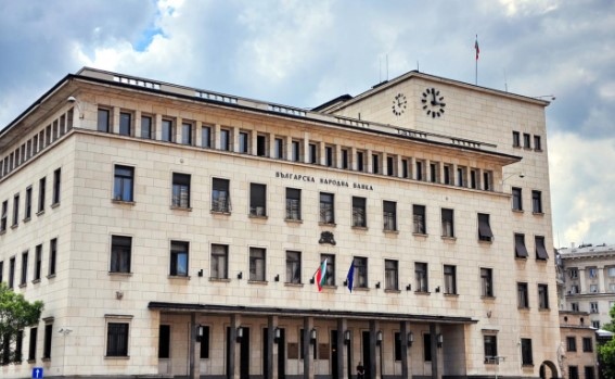 Българската народна банка вдига от днес основния лихвен процент в