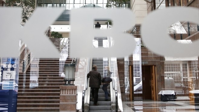 KBC Банк България блокира хиляди онлайн плащания тази сутрин Това