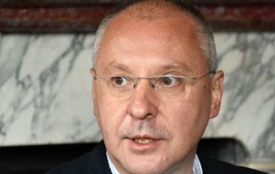 Корнелия Нинова трябва да подаде оставка защото в противен случай