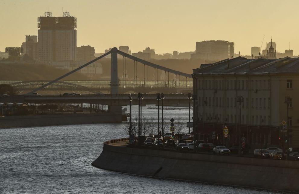 Цистерна с гориво се е запалила на Кримския мост предаде