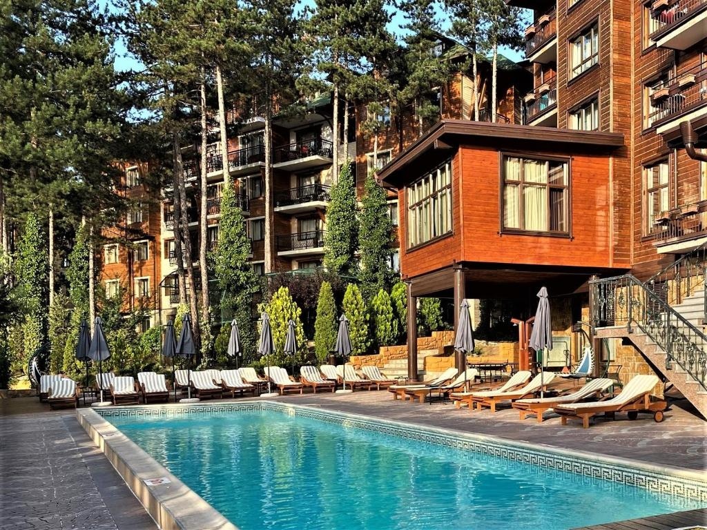 До 8 хиляди лева достига тридневният пакет за Нова година