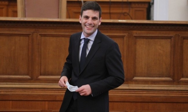 Продължаваме промяната ще номинира Никола Минчев за председател на 48 ото