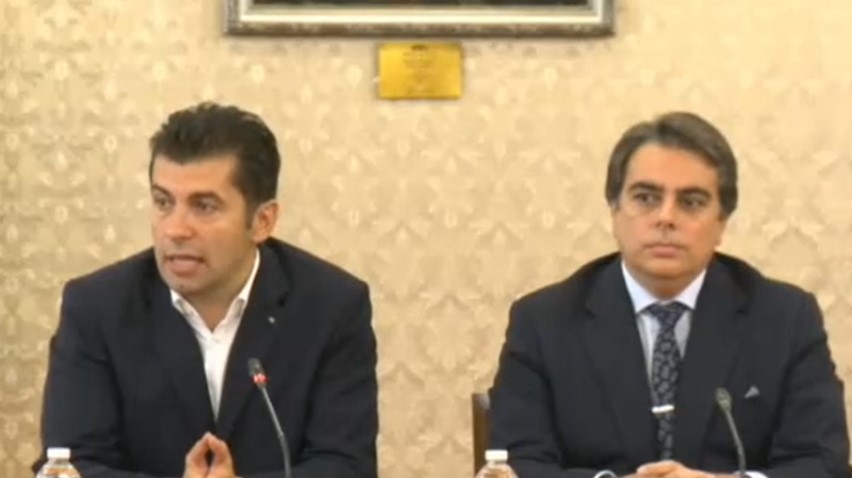 Задкулисни договорки и лозунги от трибуната не постигат нищо Това