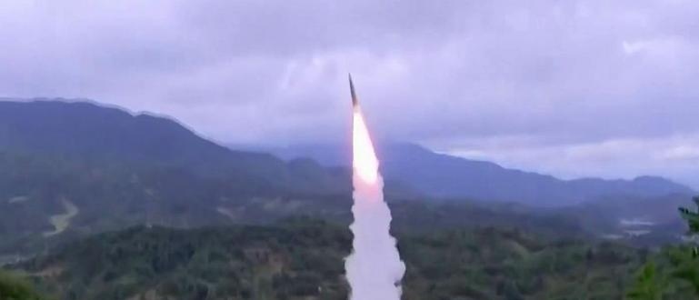 Северна и Южна Корея съобщиха че са си разменили предупредителни