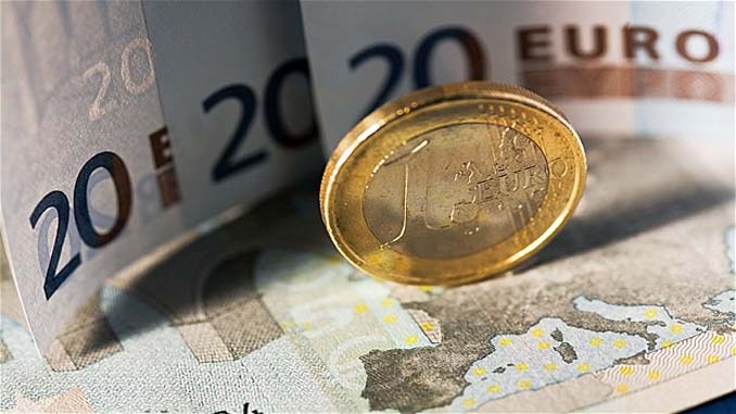 Партия Възраждане предлага референдум за въвеждане на еврото у нас