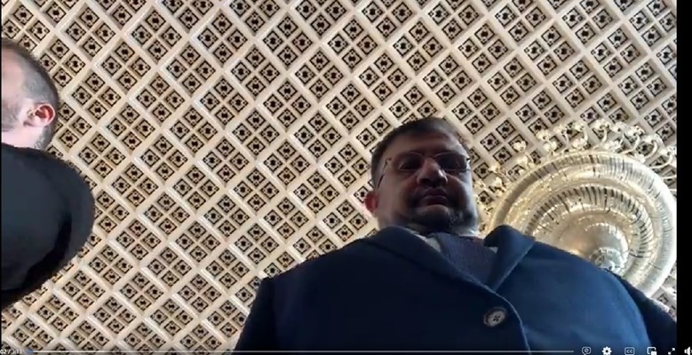 Вечно готовият да бъде лице на промяна от всякакъв вид