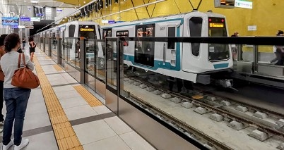 Технически проблем с метрото в София забави пътниците в часовия