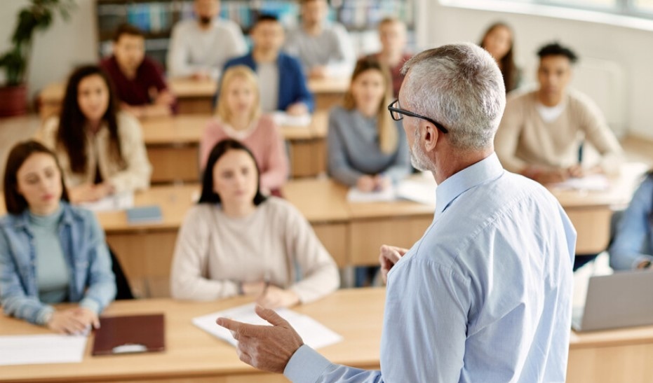 Министерството на образованието и науката обмисля как да компенсира висшите