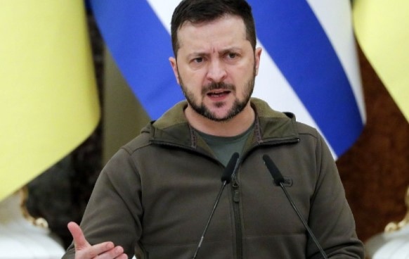 Президентът на Украйна Володимир Зеленски обвини Кремъл че прибягва до