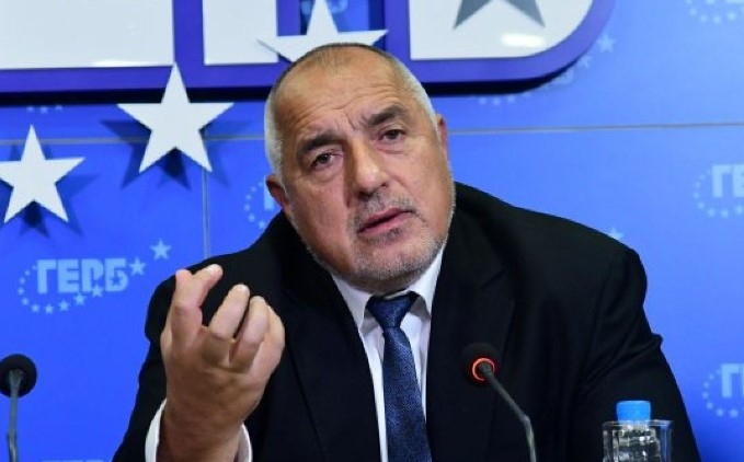 Прекрасно е че в Народното събрание парламентарните групи открито се