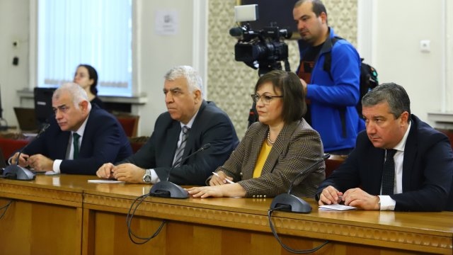 БСП и ДПС се разбраха за удължаването на бюджета Двете