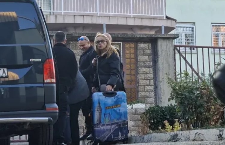 През следващата седмица се надявам да получим всички документи по