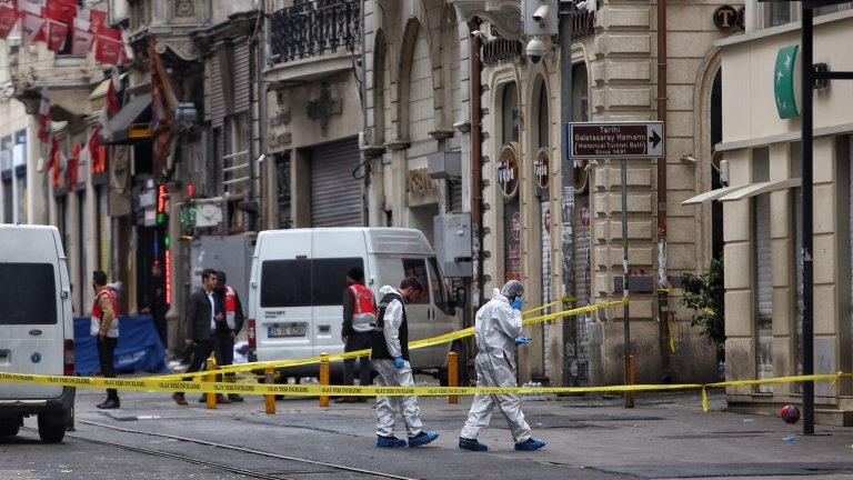 Няма пострадали българи при експлозията в Истанбул. Това потвърди пред