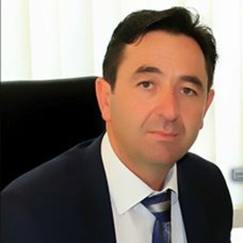 Кметът на Кирково Шинаси Сюлейман е бил нападнат на площада