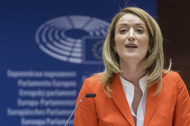 Най големите европейски градове ще дарят генератори и трансформатори за да